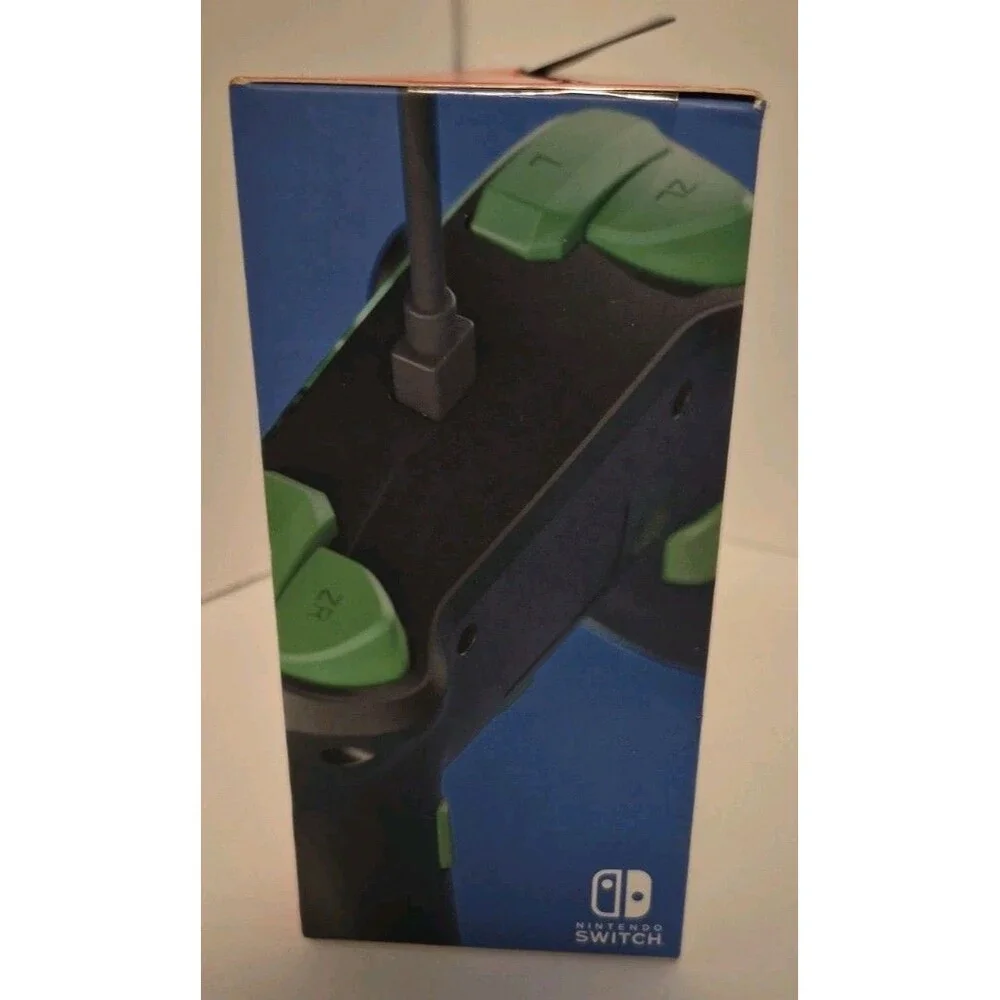 PowerA 1516984-01 Nintendo Switch Wired Controller Heroic Link Edition NEW Green